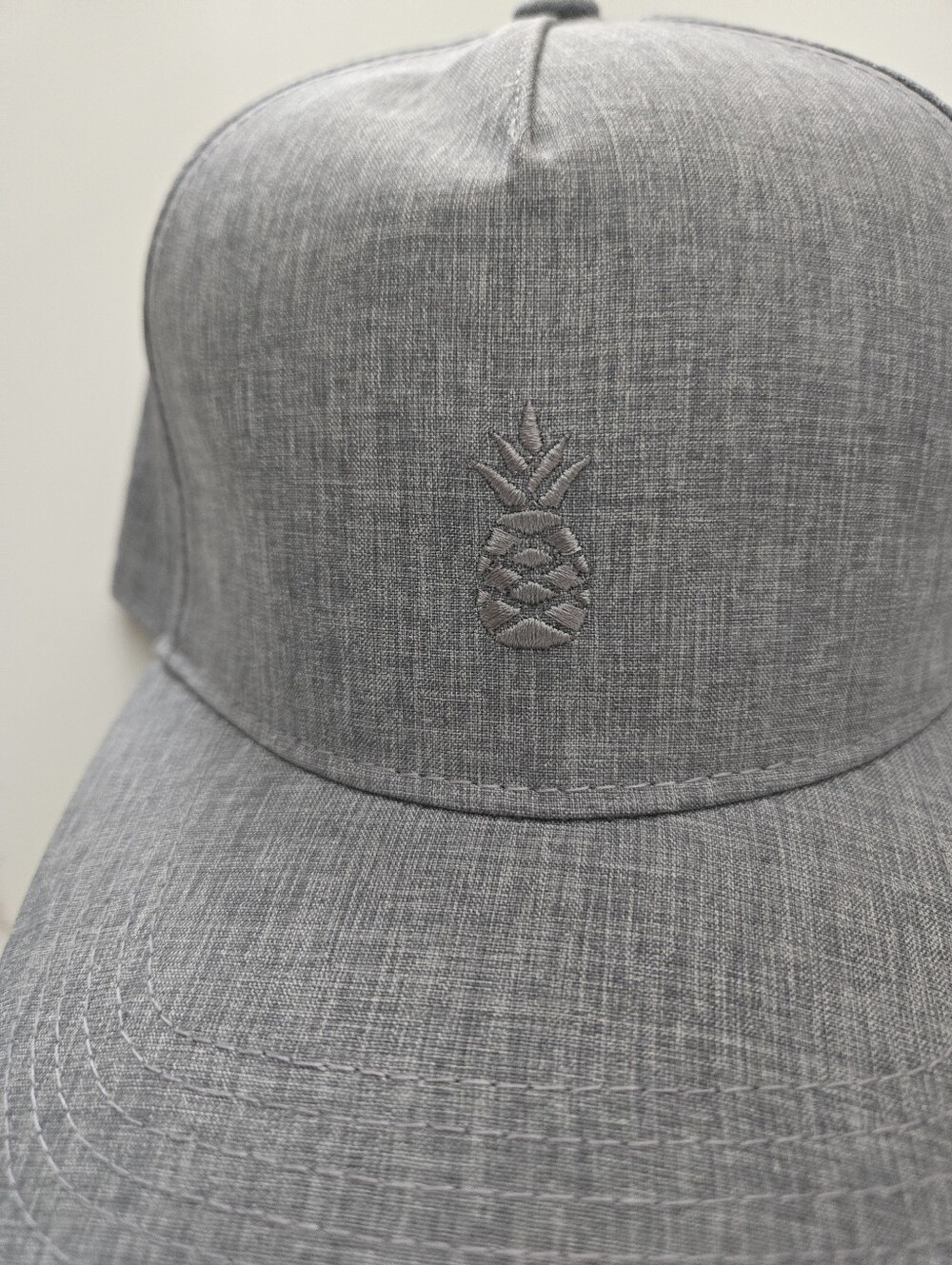 NWT Chubbies - The Performance Hat - Gray